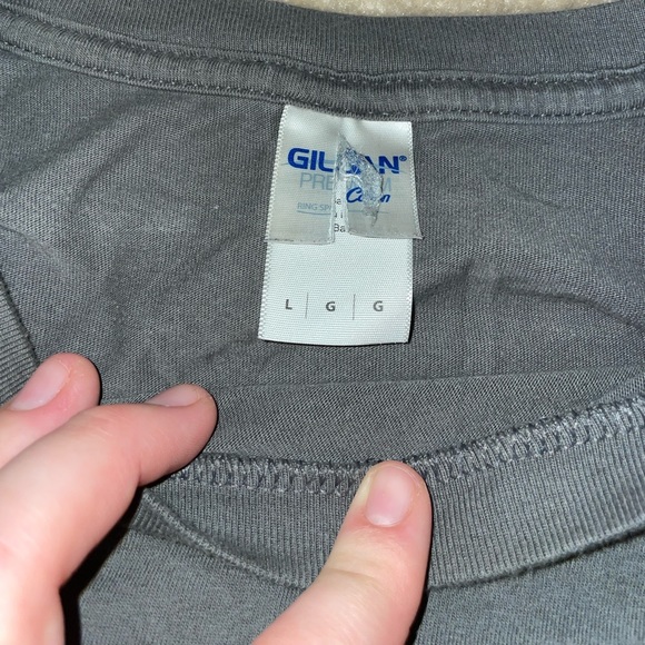 Graphic T-Shirt - Large - Picture 3 of 4